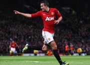 TheShy迎来五赛季出色发挥，FPX观众热烈欢呼！全场沸腾不已