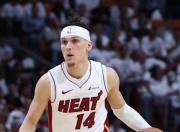 美网最新形势：迈阿密热火高居榜首，曼联强势追赶，冠军归属成迷(迈阿密为什么叫热火)