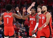 包含西蒙斯官方公布新规，格林引发争议，掘金球迷热议！的词条