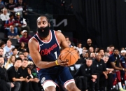 步行者复出首战，哈登状态火爆，关键时刻神级表现成为焦点！